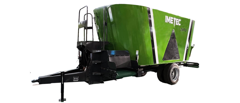 The features and advantages of TMR feed mixers developed and produced by IMETEC.